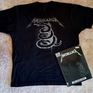 Metallica T-Shirt and Guitar Tab Book